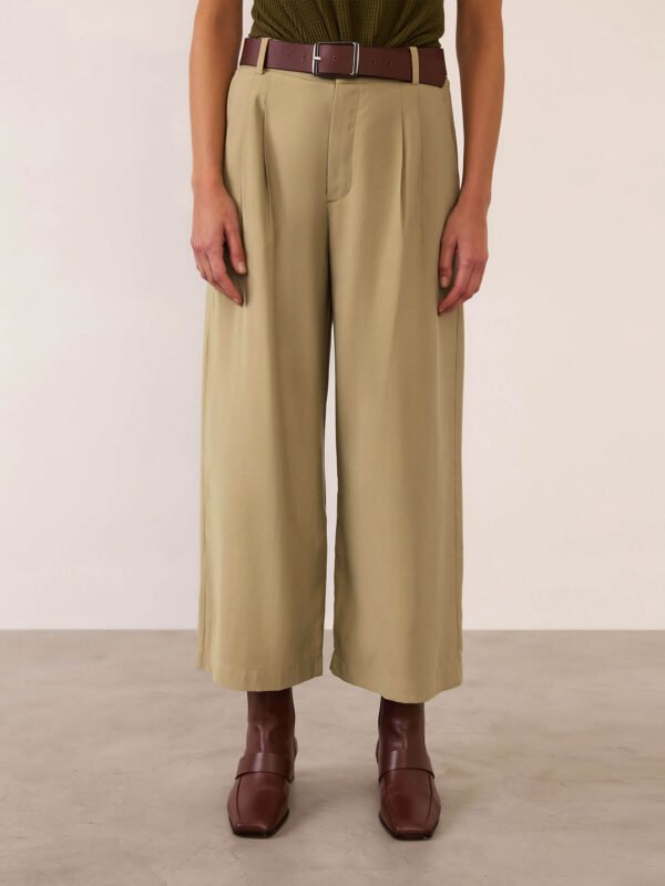 calca-pantacourt-khaki-2