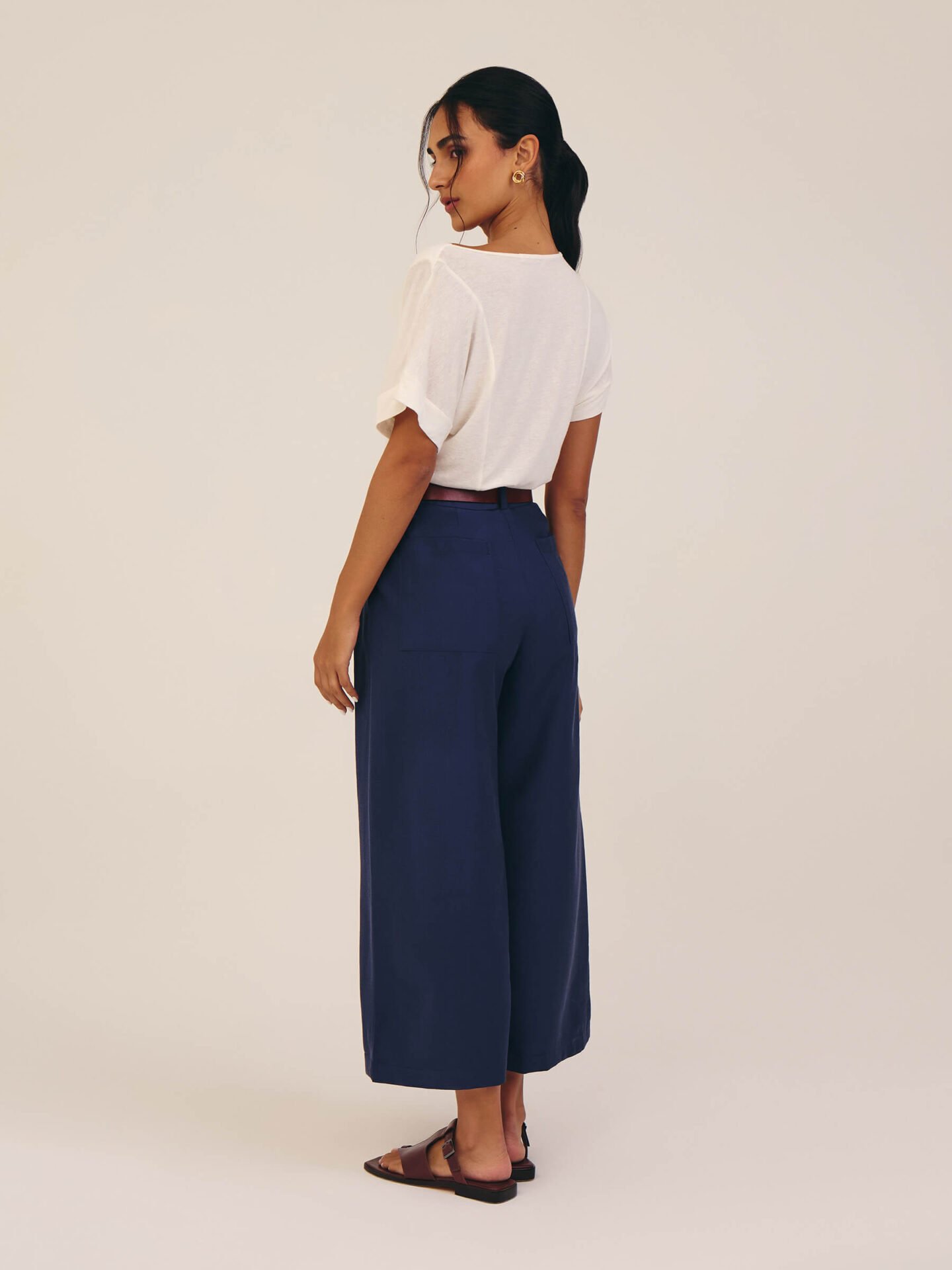 Calça Pantacourt Azul Marinho