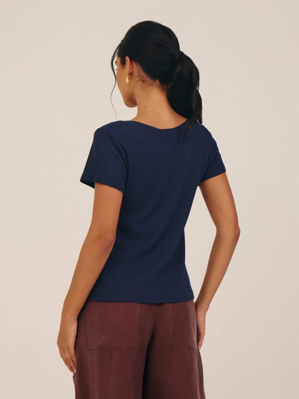 blusa-v-sustentavel-marinho-2