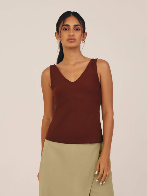 Regata Entalhe Marrom